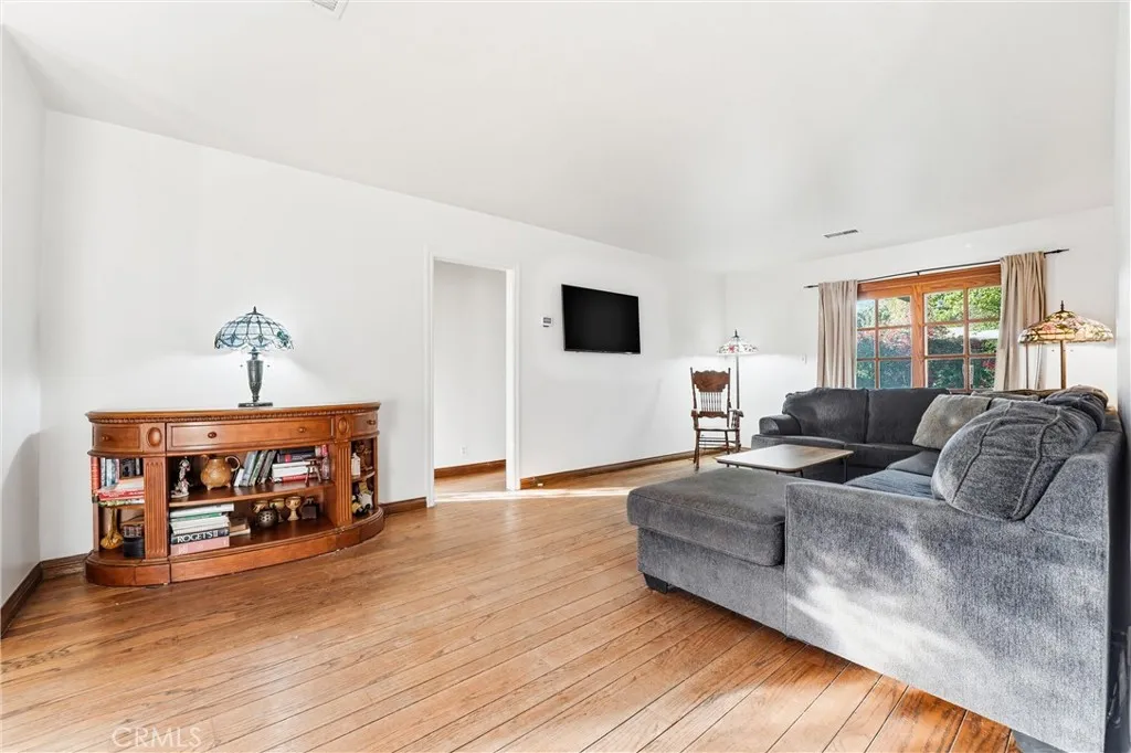 Additional image 25 of 715 Mountain View Street, Altadena, CA 91001