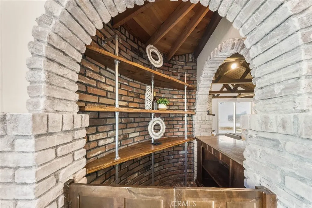 Additional image 109 of 2950 N Lincoln Street, Burbank, CA 91504