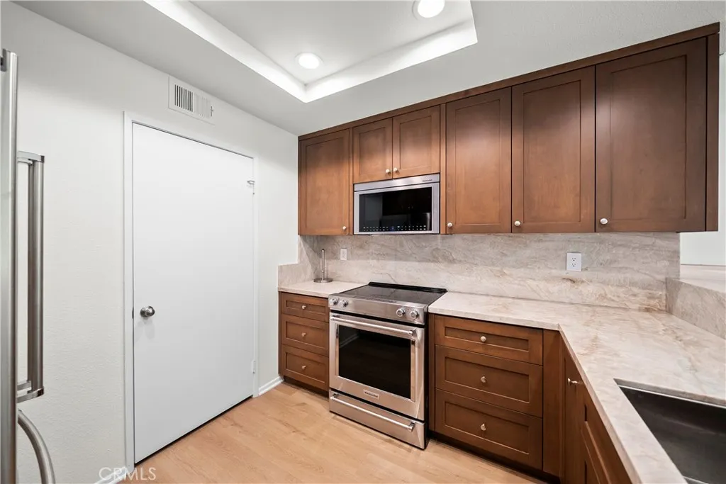 Additional image 13 of 232 Villa Point Drive, Newport Beach, CA 92660