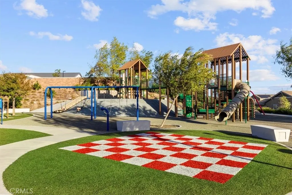 Additional image 16 of 5327 La Bodega Way, Fontana, CA 92336