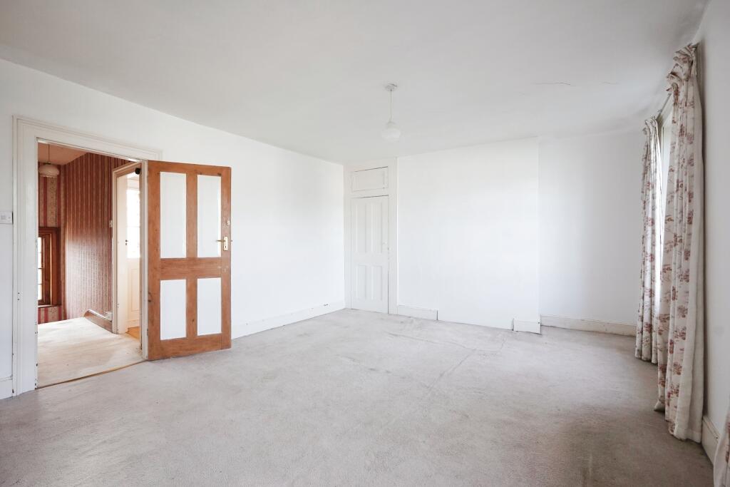 Additional image 12 of Effingham Crescent, Dover, Kent, CT17