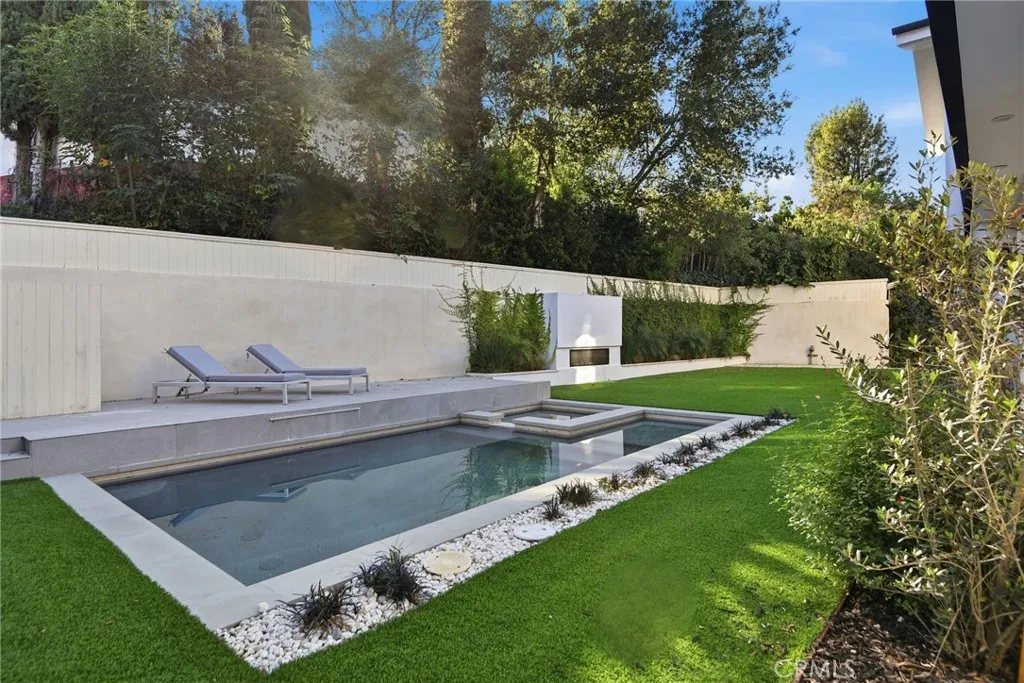 Additional image 38 of 16226 Dickens, Encino, CA 91436