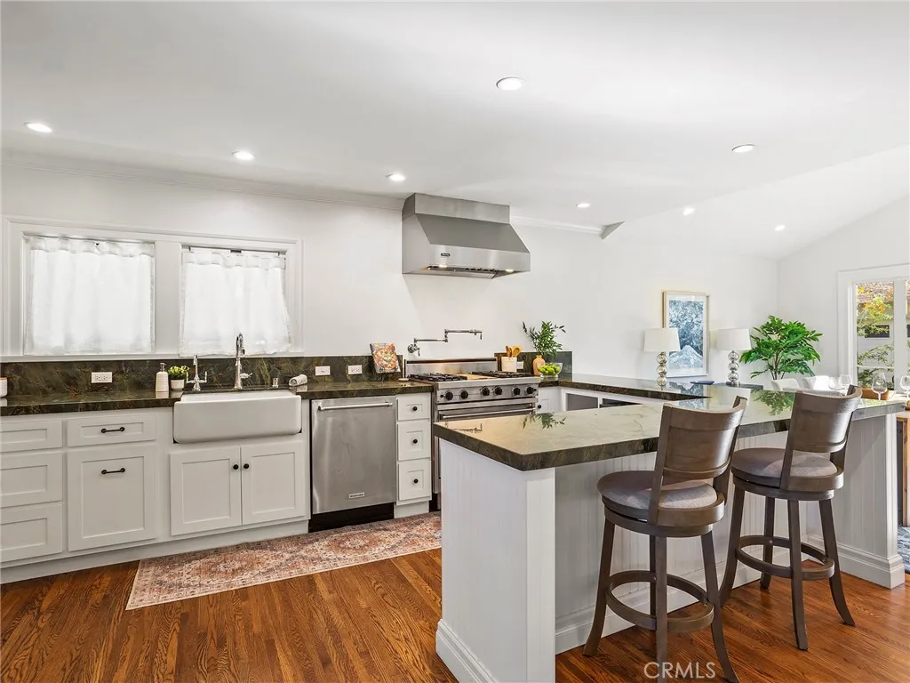 Additional image 12 of 10404 Margate Street, North Hollywood, CA 91601