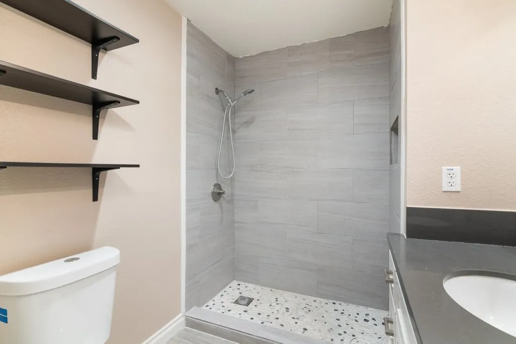 Additional image 92 of 460 E 2nd St, Rialto, CA 92376