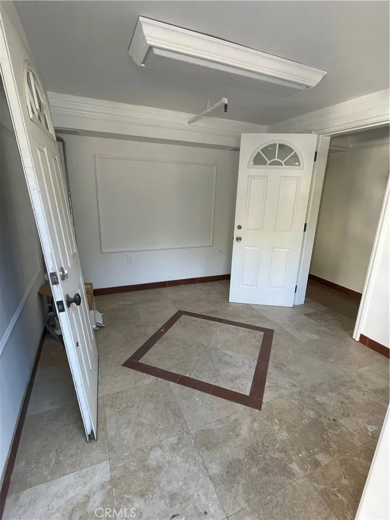 Additional image 33 of 8655 Hillside, Los Angeles, CA 90069