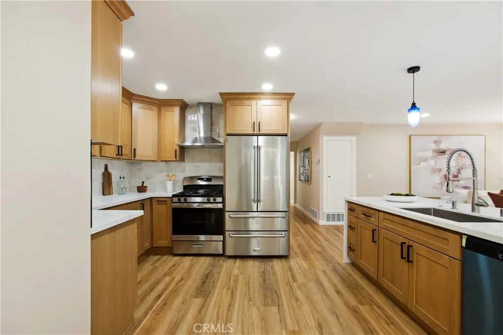 Additional image 10 of 8232 Mandeville Dr, Huntington Beach, CA 92646