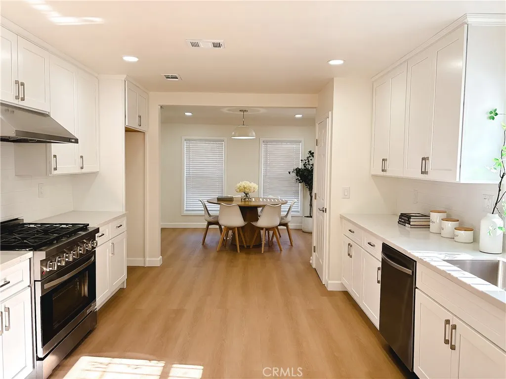 Additional image 44 of 6515 Cimarron, Los Angeles, CA 90047