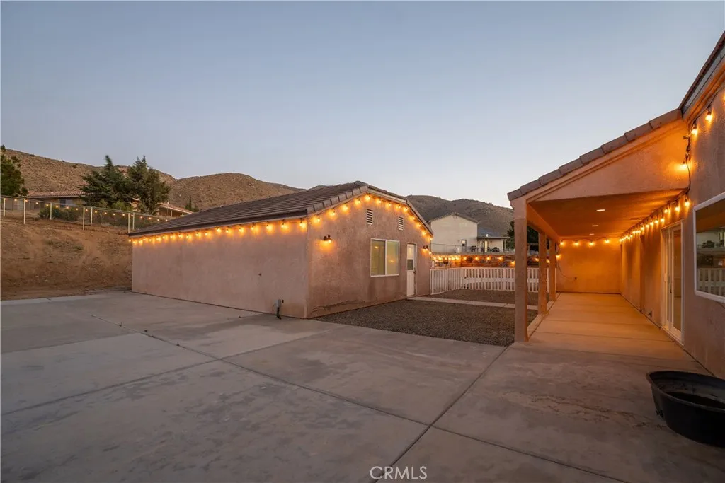 Additional image 82 of 23053 Roundup Way, Apple Valley, CA 92308