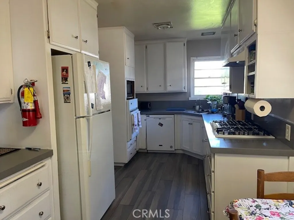 Additional image 12 of 13430 Oxnard St, Valley Glen, CA 91401