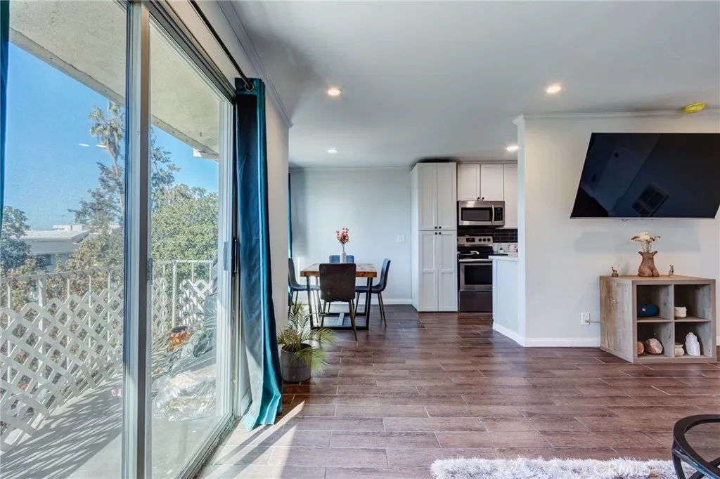 Additional image 6 of 3734 S Canfield Ave, Los Angeles, CA 90034