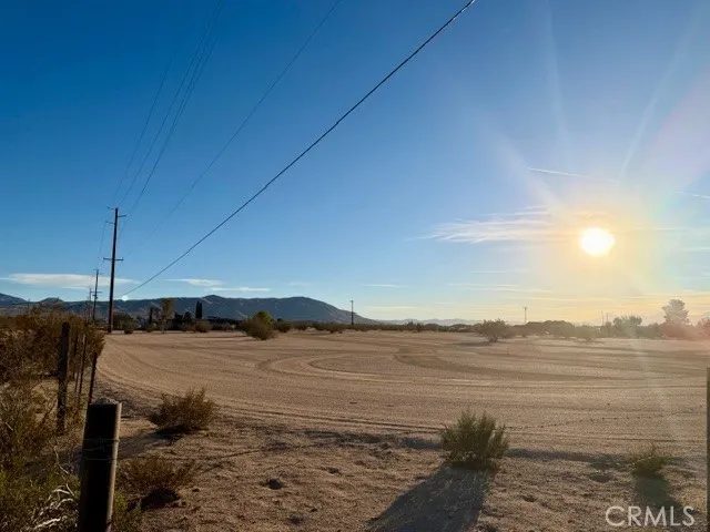 Additional image 6 of 23585 Bear Valley Rd, Apple Valley, CA 92308