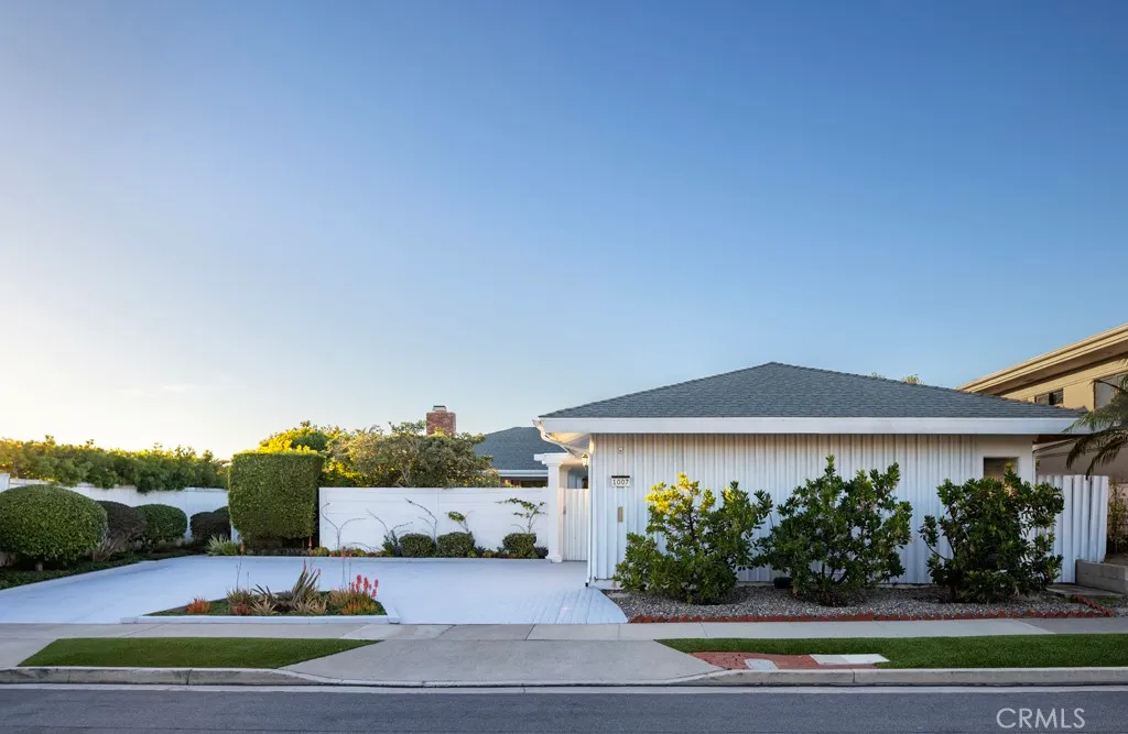 Property image for 1007 White Sails Way, Corona Del Mar, CA 92625
