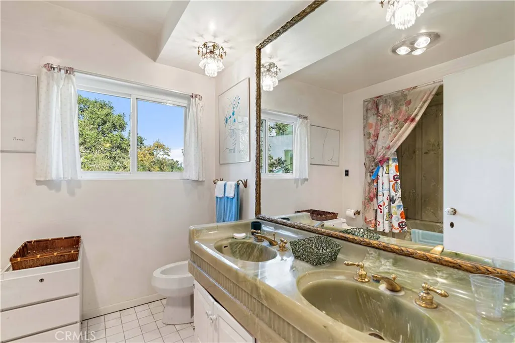 Additional image 21 of 11944 Briarvale Lane, Studio City, CA 91604