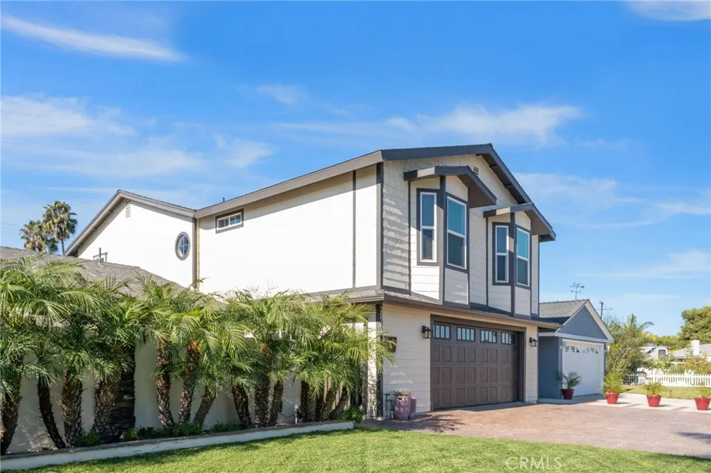 Additional image 3 of 20761 Catamaran Ln, Huntington Beach, CA 92646