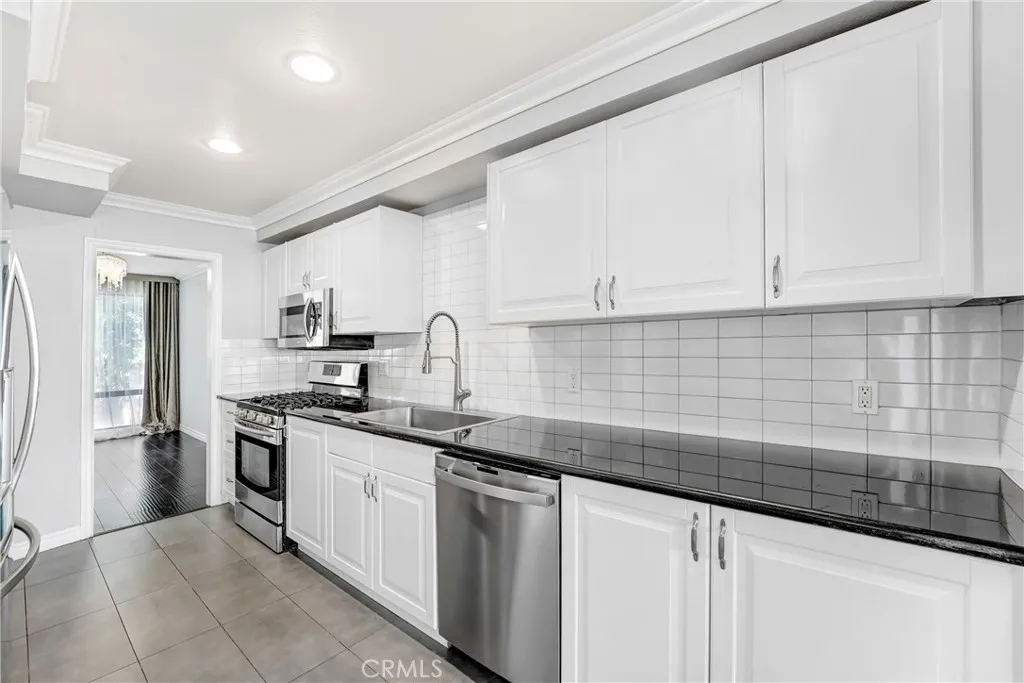 Additional image 27 of 5243 Yarmouth Unit 31, Encino, CA 91316