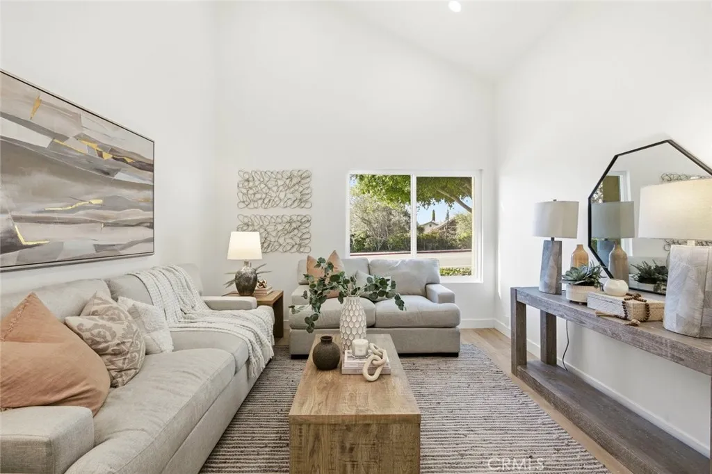 Additional image 37 of 10812 Lamentin Court, San Diego, CA 92124