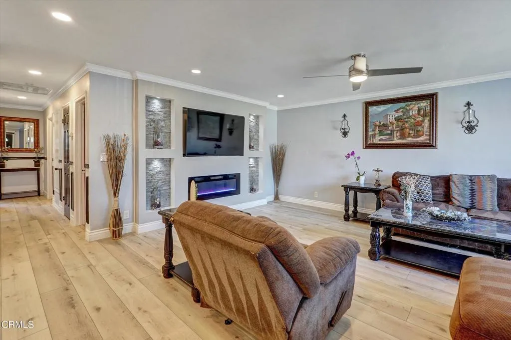 Additional image 4 of 1960 Peoria Place, Oxnard, CA 93033