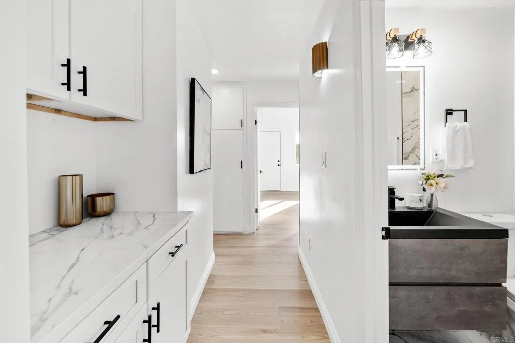 Additional image 61 of 5033 La Paz Dr, San Diego, CA 92113