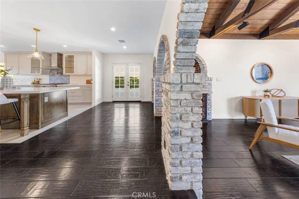 Additional image 116 of 2950 N Lincoln Street, Burbank, CA 91504