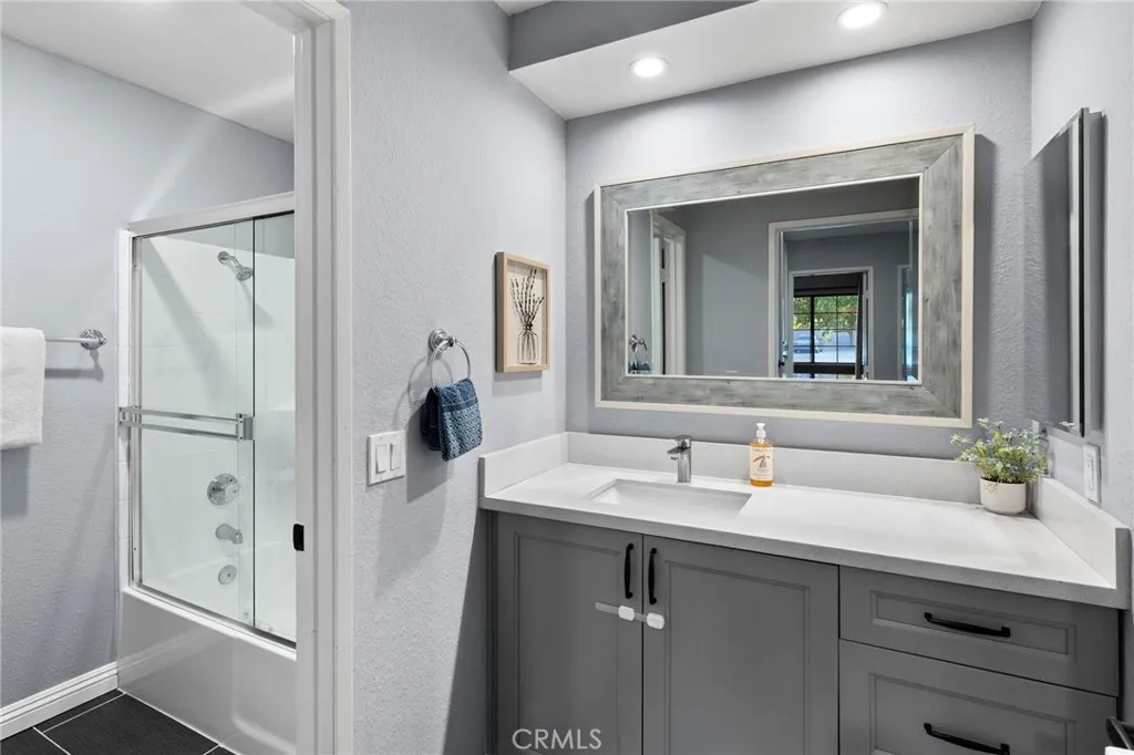 Additional image 39 of 13455 Ivanpah Road, Apple Valley, CA 92308