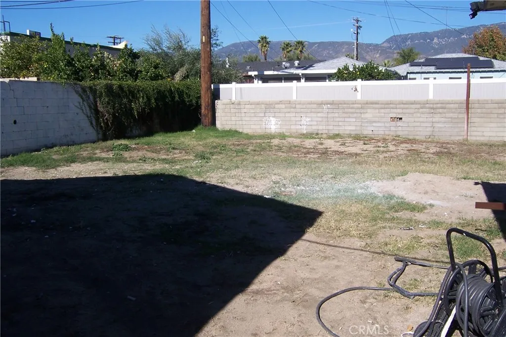 Additional image 33 of 334 Country Club Ln, San Bernardino, CA 92404