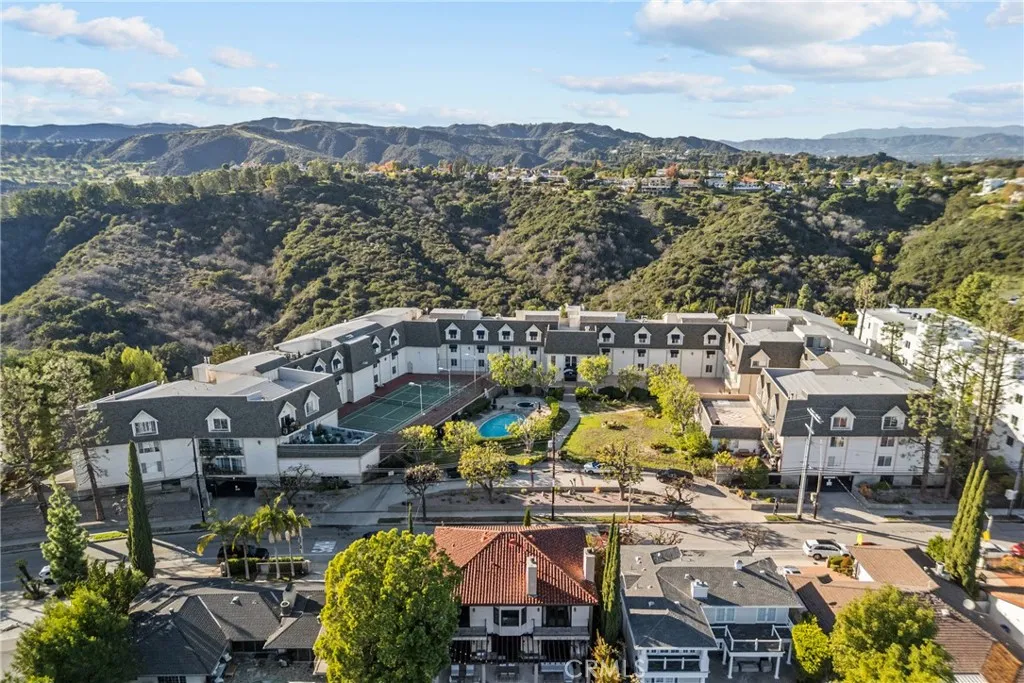 Additional image 38 of 2385 Roscomare Rd Unit F16, Bel Air, CA 90077