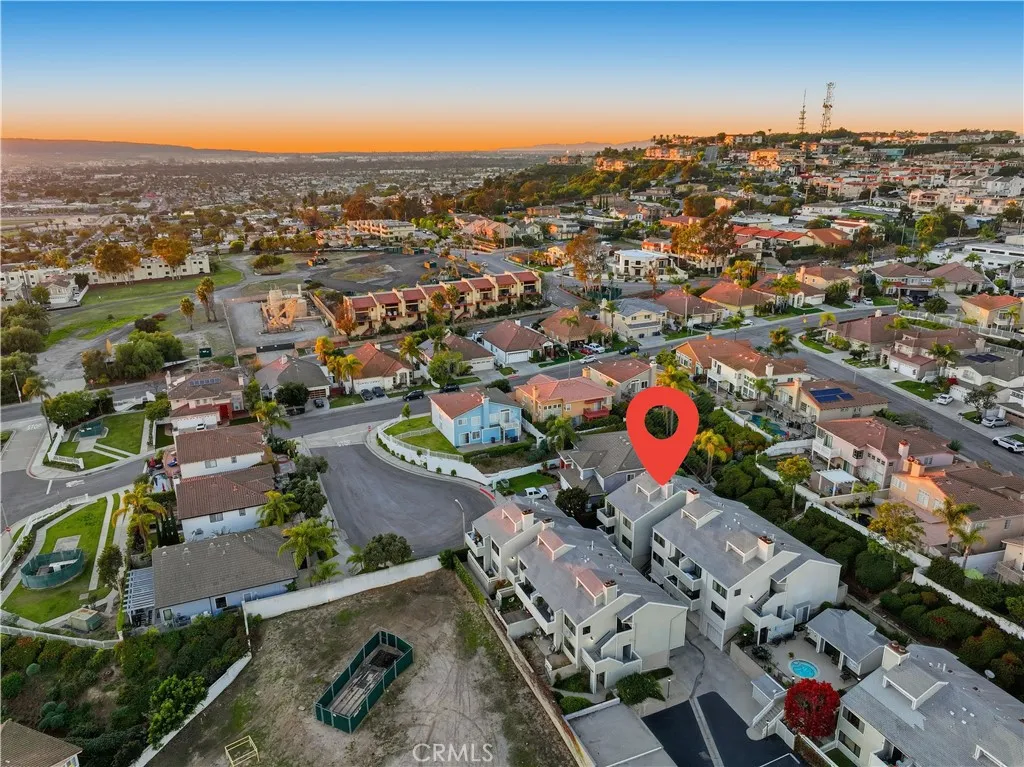 Property image for 2051 Orizaba Ave Unit 1, Signal Hill, CA 90755