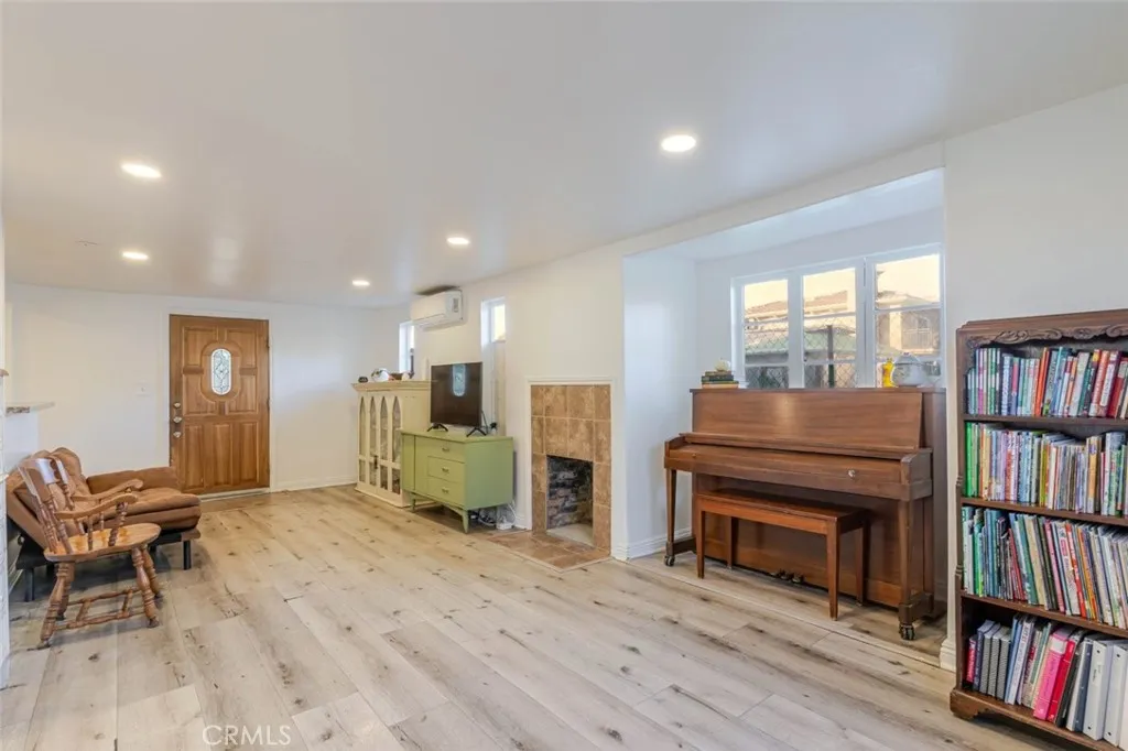 Additional image 37 of 10434 Irma Avenue, Tujunga, CA 91042