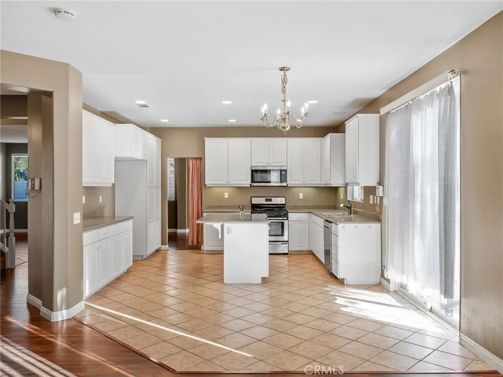 Additional image 13 of 13802 Goldfinch Court, Victorville, CA 92394