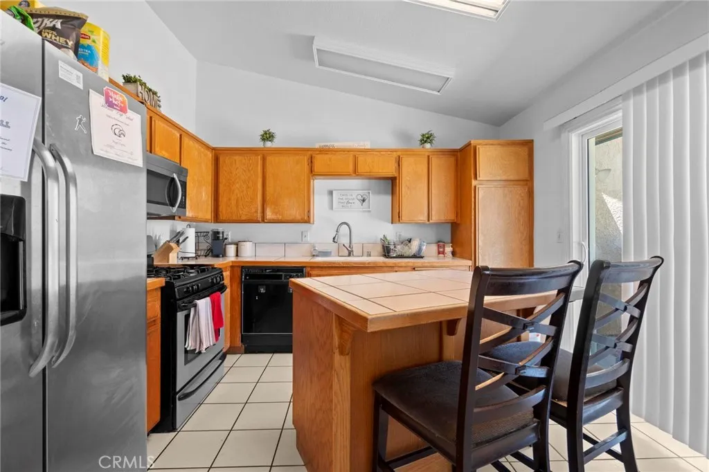 Additional image 11 of 12831 Stage Coach Drive, Victorville, CA 92392