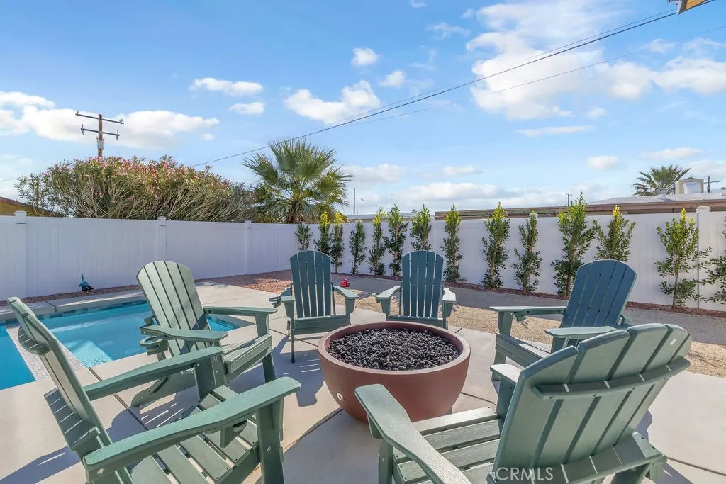 Additional image 15 of 481 W Sunview Ave, Palm Springs, CA 92262