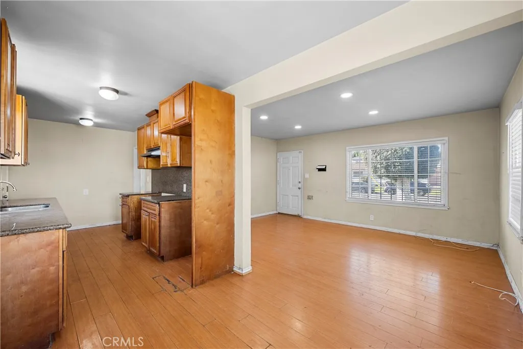 Additional image 55 of 6556 Satsuma, North Hollywood, CA 91606