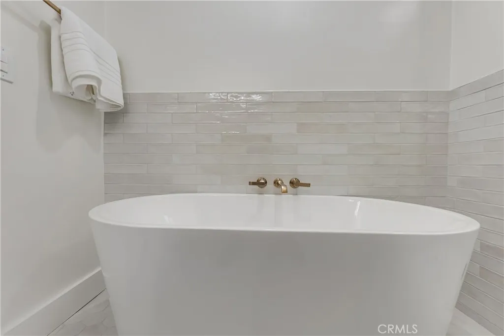 Additional image 59 of 400 Flower Street, Pasadena, CA 91104