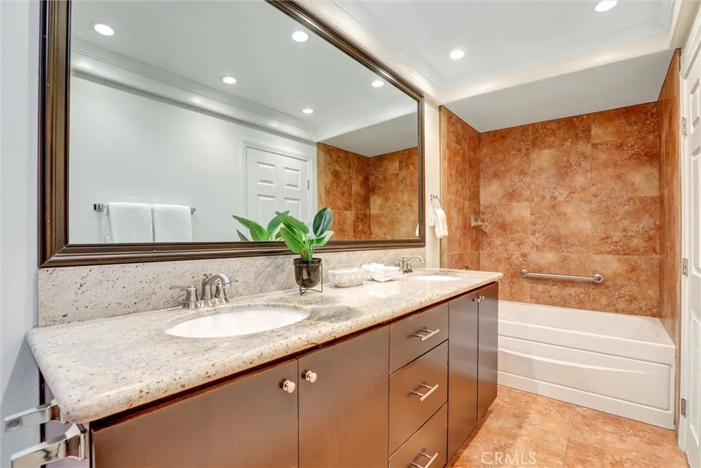 Additional image 65 of 1032 Palo Verde Ave, Long Beach, CA 90815