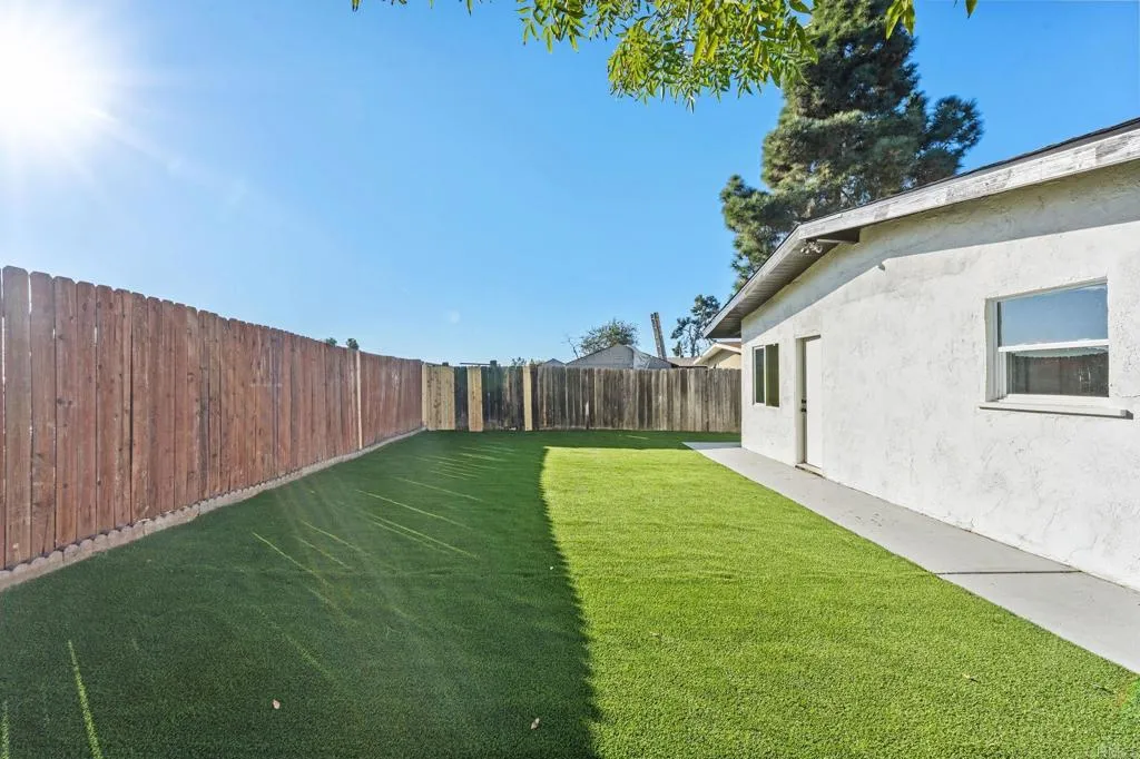 Additional image 78 of 5033 La Paz Dr, San Diego, CA 92113