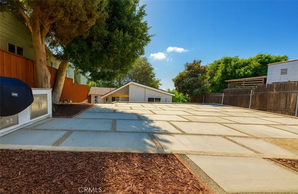 Additional image 7 of 6150 Strickland Avenue, Los Angeles, CA 90042