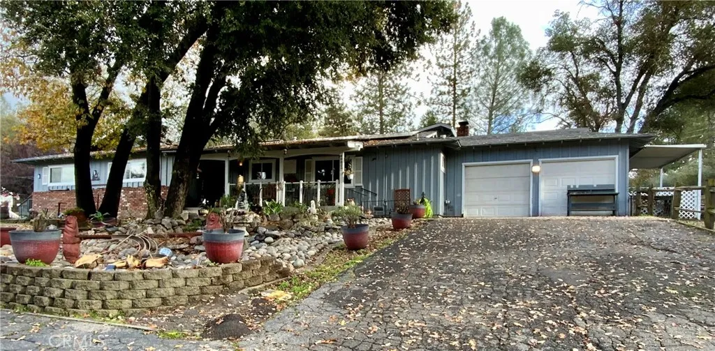 Additional image 2 of 48833 Rock Point Road, Oakhurst, CA 93644
