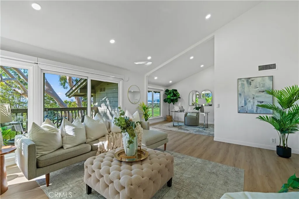 Additional image 17 of 19 Las Brisas Unit 10, Irvine, CA 92612