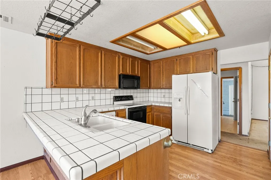 Additional image 91 of 47536 3 Points Road, Lake Hughes, CA 93532