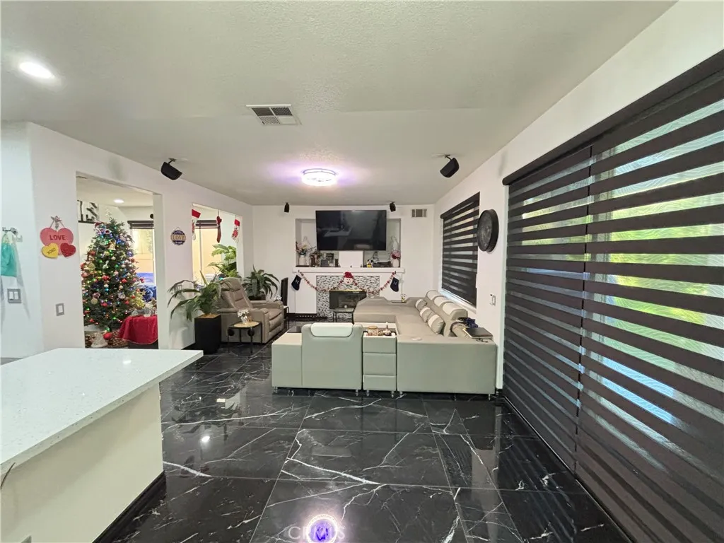 Additional image 37 of 27700 Thalia Lane, Canyon Country, CA 91351