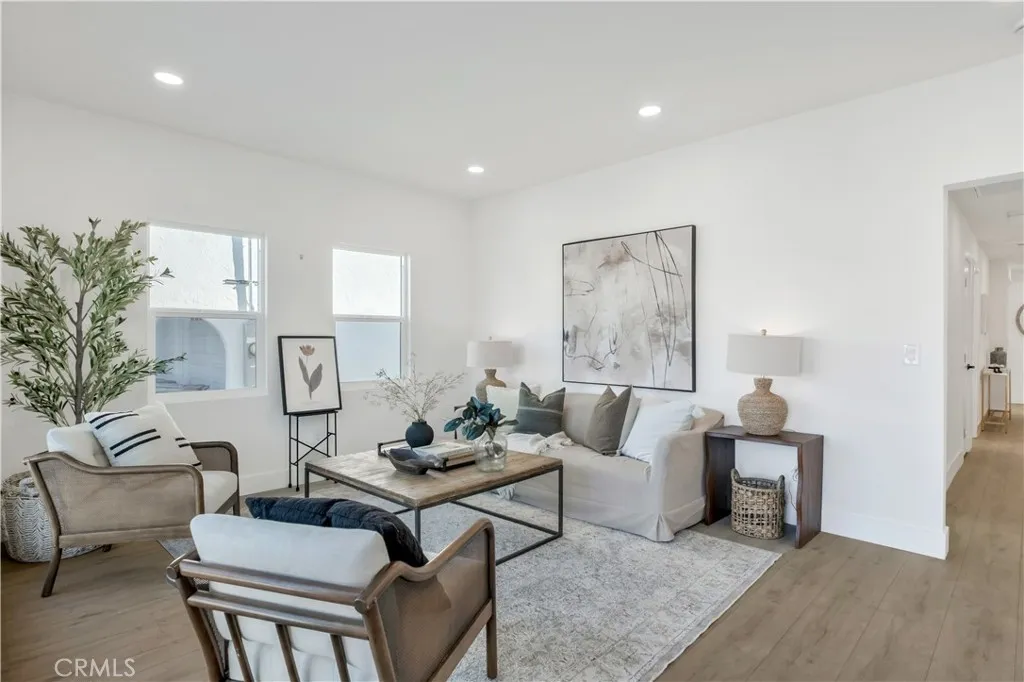 Additional image 23 of 834 W 95th St, Los Angeles, CA 90044