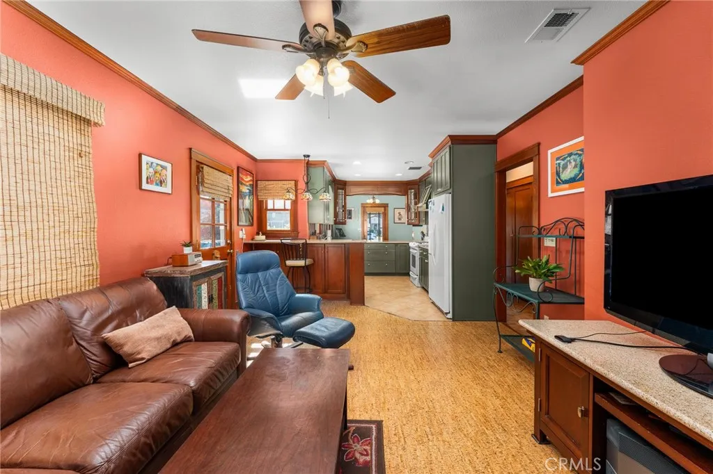 Additional image 17 of 1021 Campus Avenue, Redlands, CA 92374