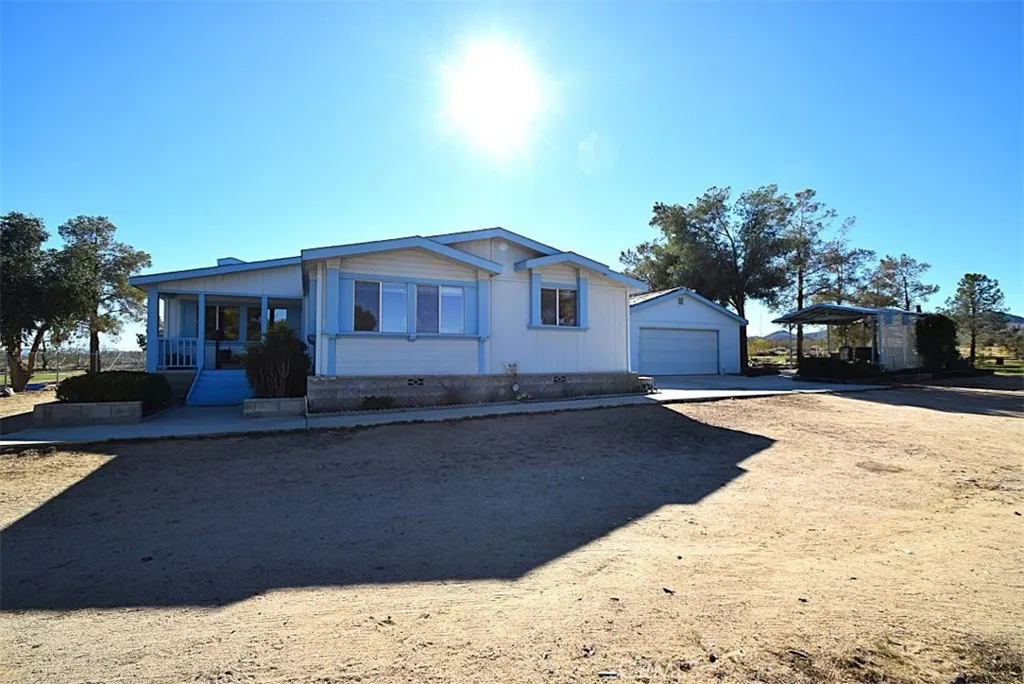 Additional image 3 of 56788 Encantado Rd, Landers, CA 92285