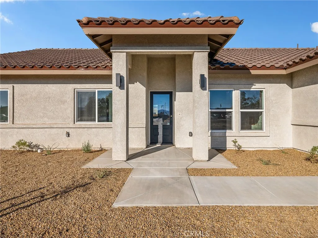 Additional image 6 of 15605 Dale Evans Parkway, Apple Valley, CA 92307