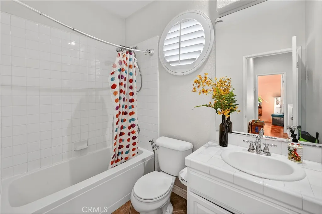 Additional image 25 of 24332 Lorenzo Ln, Valencia, CA 91355