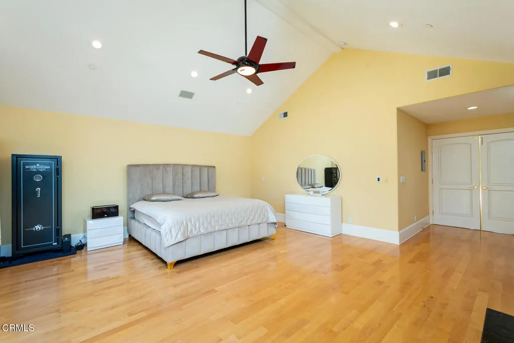 Additional image 91 of 1075 E Tujunga Avenue, Burbank, CA 91501