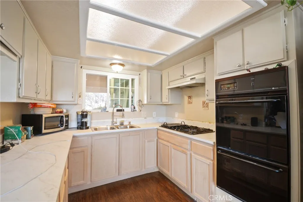 Additional image 43 of 18583 Vine Street, Hesperia, CA 92345