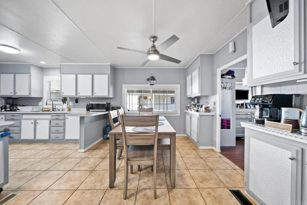 Additional image 10 of 444 Anita Street Unit 19, Chula Vista, CA 91911