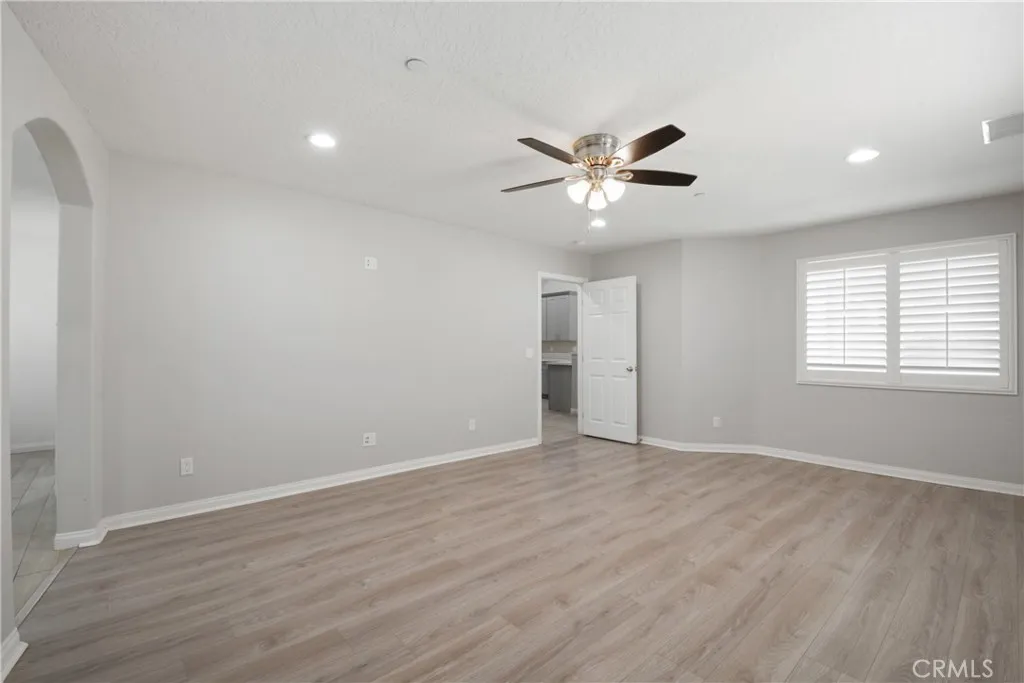 Additional image 135 of 8214 10th Ave, Hesperia, CA 92345