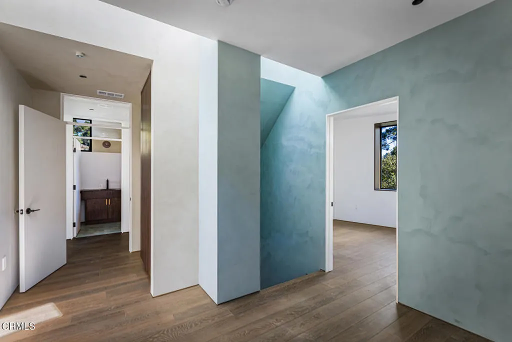 Additional image 33 of 596 Quail Drive, Los Angeles, CA 90065